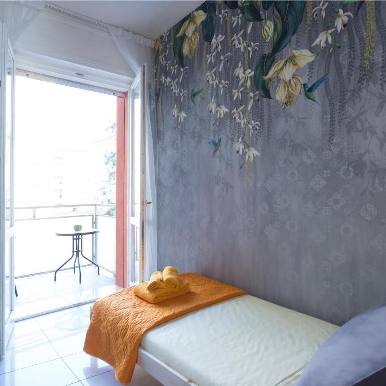 BOTANIKA - Three-Bedroom Apartment - 20