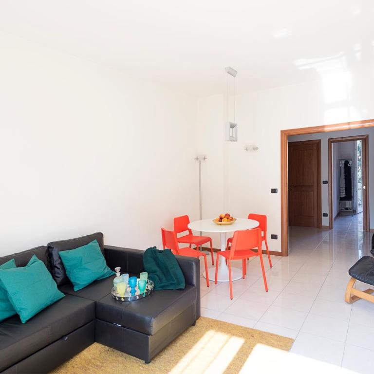 BOTANIKA - Three-Bedroom Apartment - 13