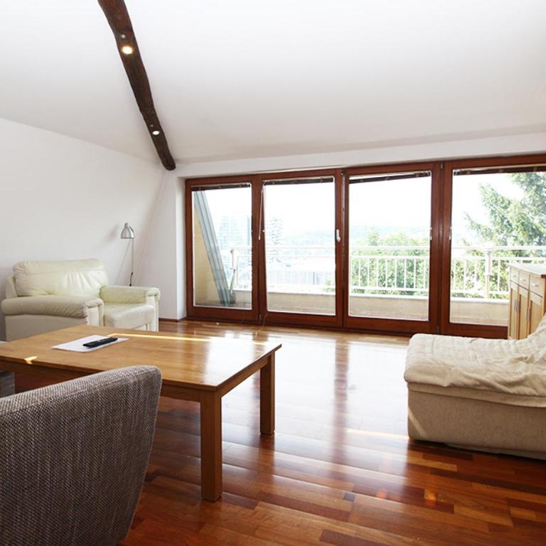 Beautiful View Of Sarajevo Center - Apartment with Balcony - 11