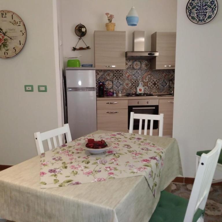 Una Scala Dal Centro - Appartamento con 2 Camere da Letto - 2