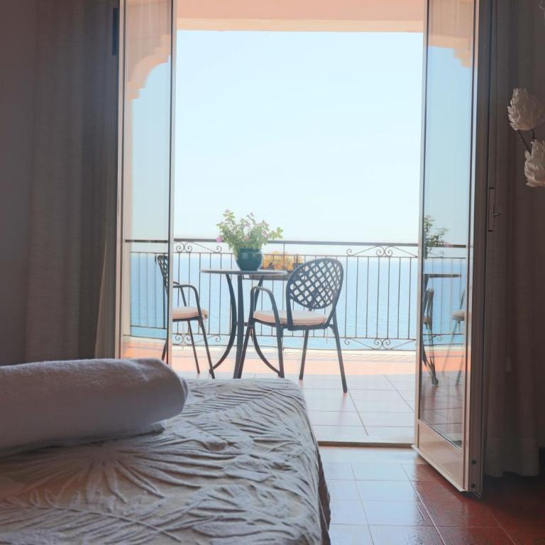 Park Hotel Silemi - Camera Matrimoniale/Doppia con Letti Singoli con Vista Mare - 6