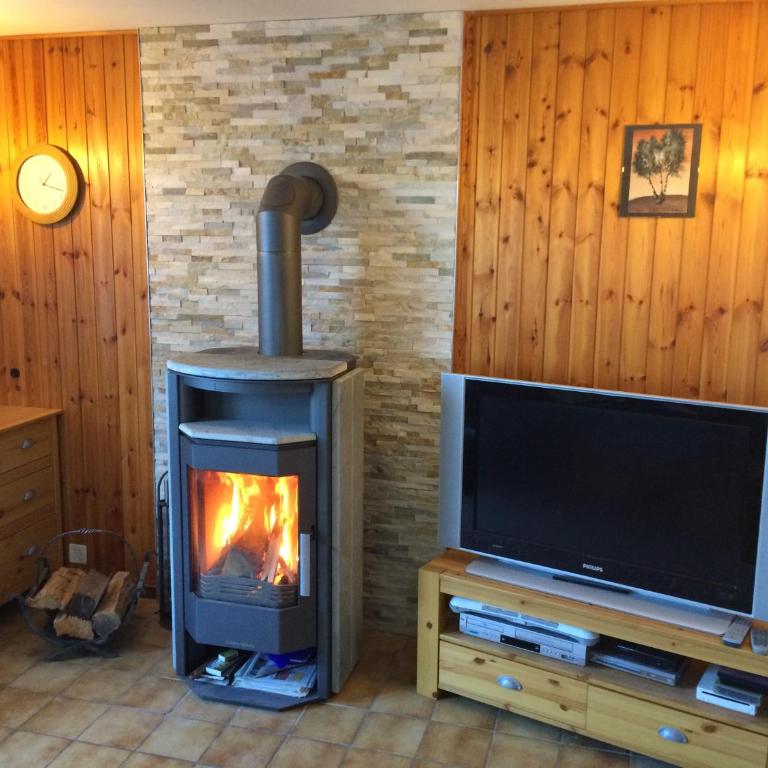 Chalet Lé Fèrtin - Three-Bedroom Chalet - 10