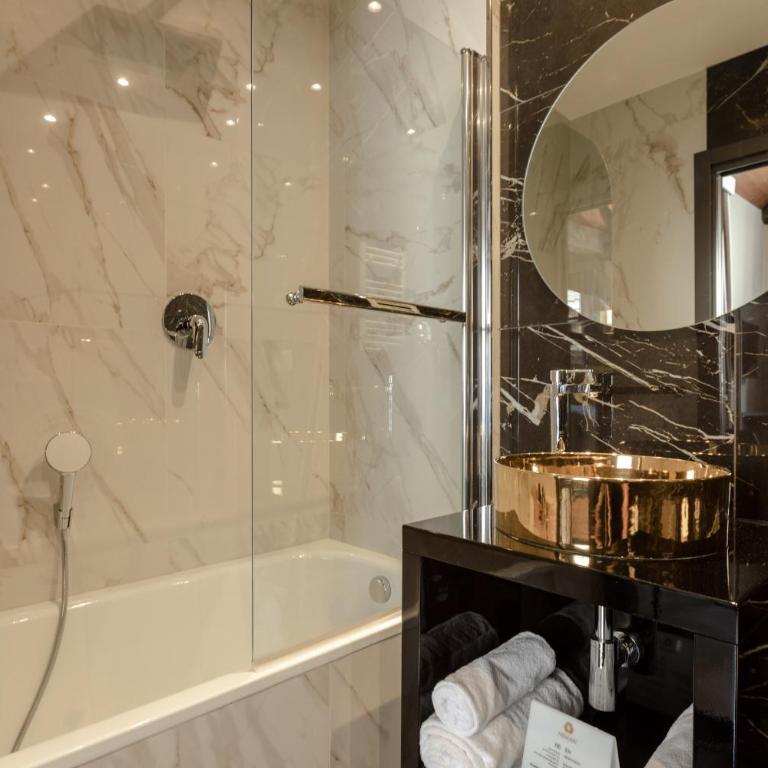 NEMAN Maison Experience I Pantheon - Family Suite - 11