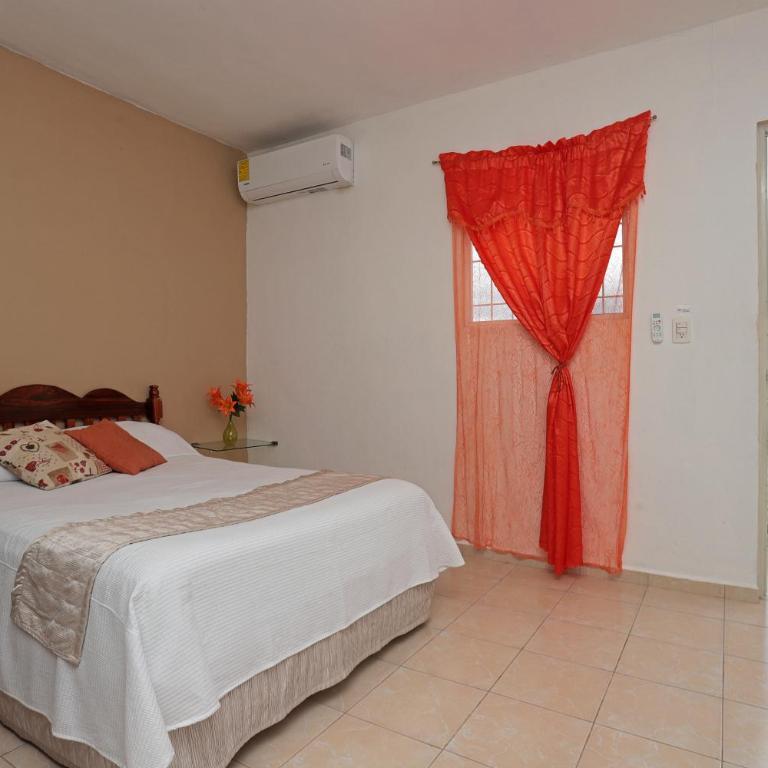 Casa de Ana - Habitación privada - Habitación Cuádruple con baño privado - 2