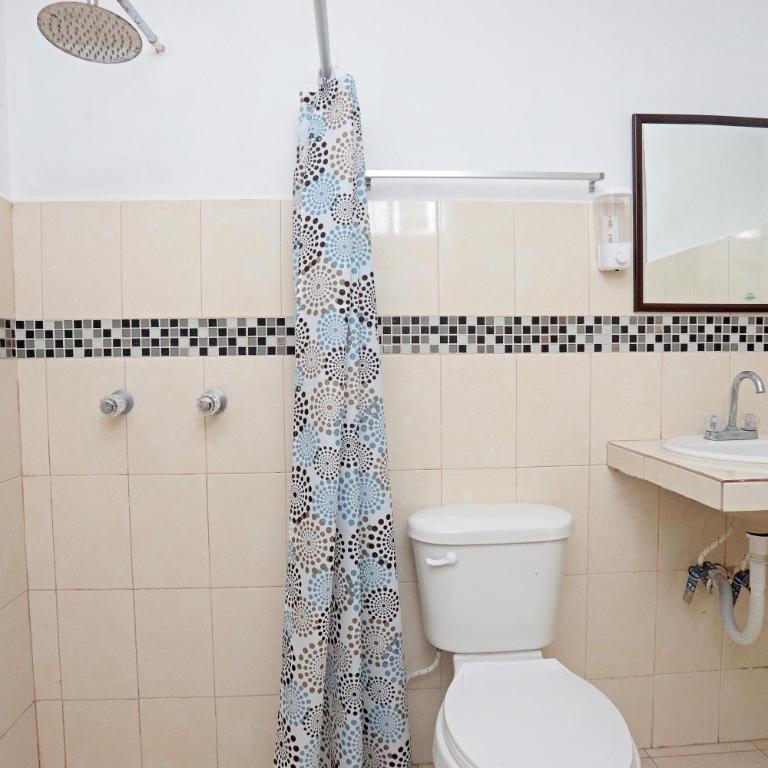 Casa de Ana - Habitación privada - Habitación Cuádruple con baño privado - 4