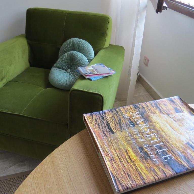 Studio calme et très lumineux, au pied de notre Dame de la Garde - Appartement 1 Chambre - 7