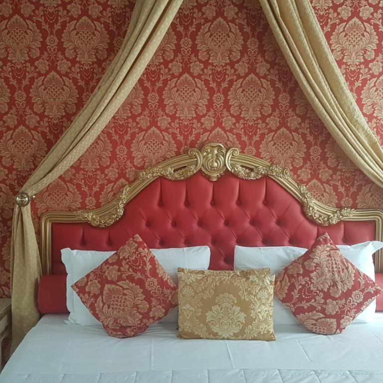 Friendly Venice Suites - Suite Deluxe "Giacomo Casanova" con Vista Campo Santo Stefano - 4
