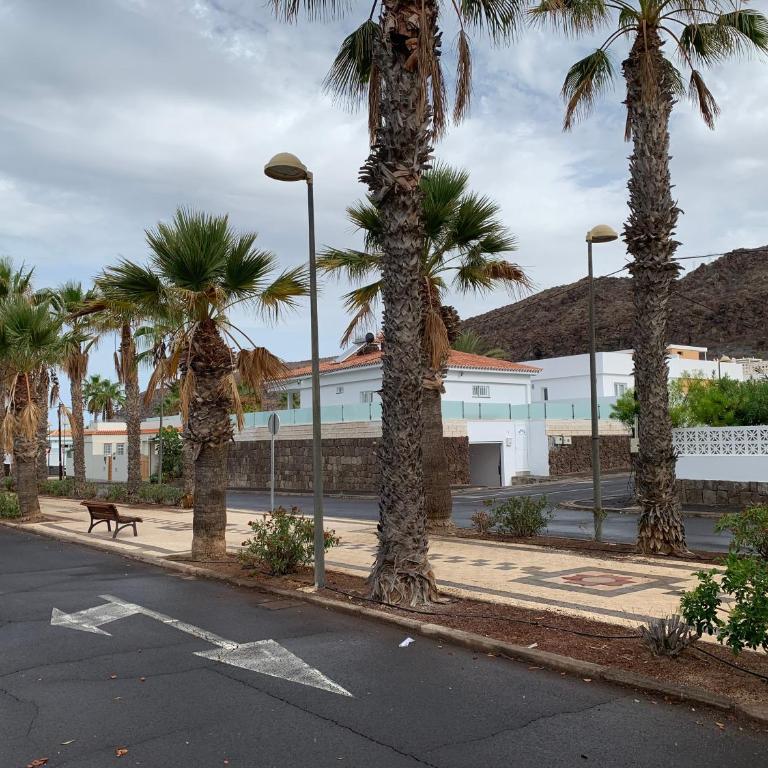 Luxurious 5* VILLA - 300M2 - private HEATED pool - garage - WiFi - Two-Bedroom Villa - 46