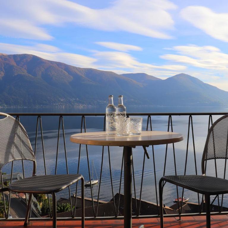 Hotel Arancio - Camera Matrimoniale Panorama con Balcone e Vista Lago - 7