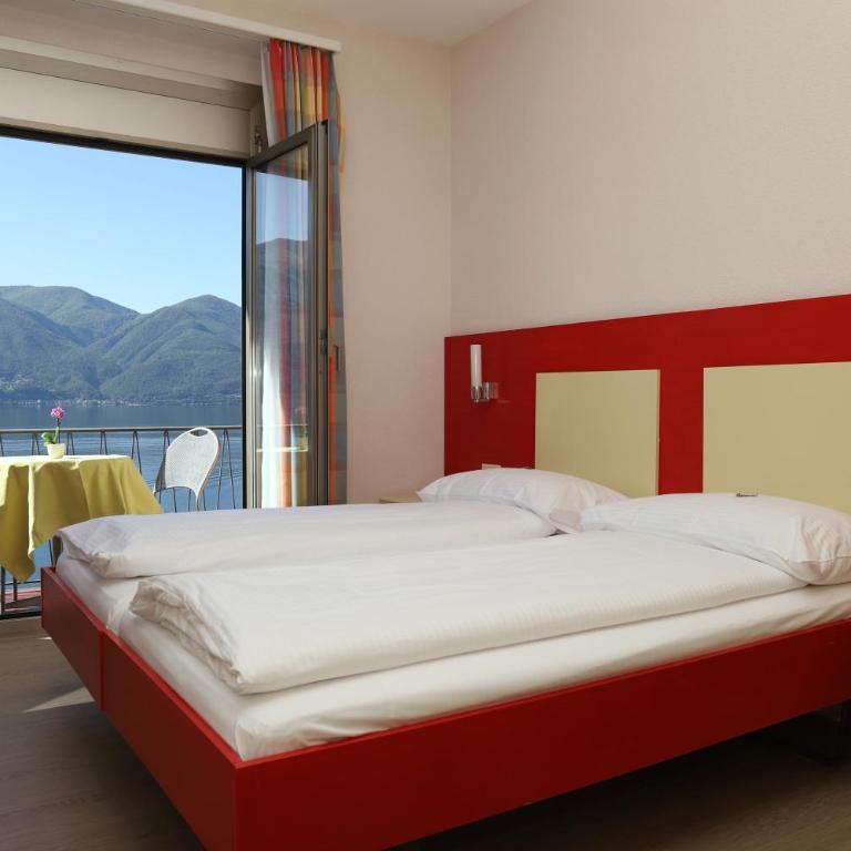 Hotel Arancio - Camera Matrimoniale Panorama con Balcone e Vista Lago - 3