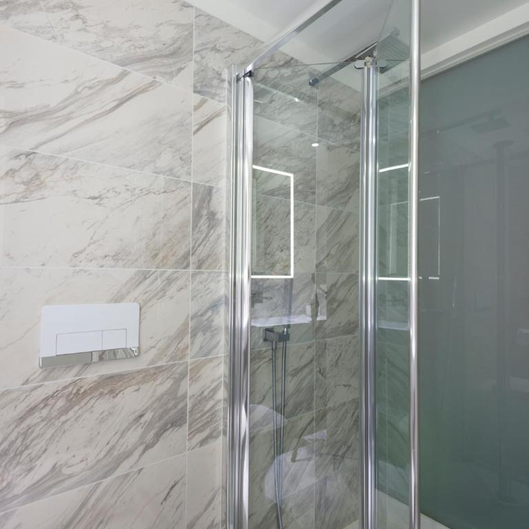 45 by Director - Habitación Estándar - Cama extragrande - 1