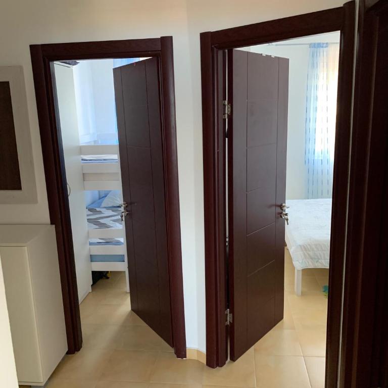 Tamaris House Apartment 16 - Two-Bedroom Apartment - 11