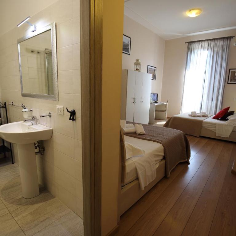 Aria Rome Rooms - Camera Quadrupla con Vista - 4