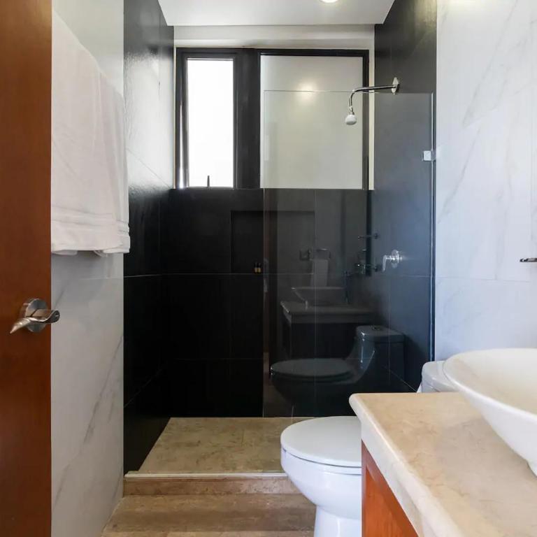 2BR Oasis w Rooftop Pool & Ocean View - Apartment - Apartment - 32