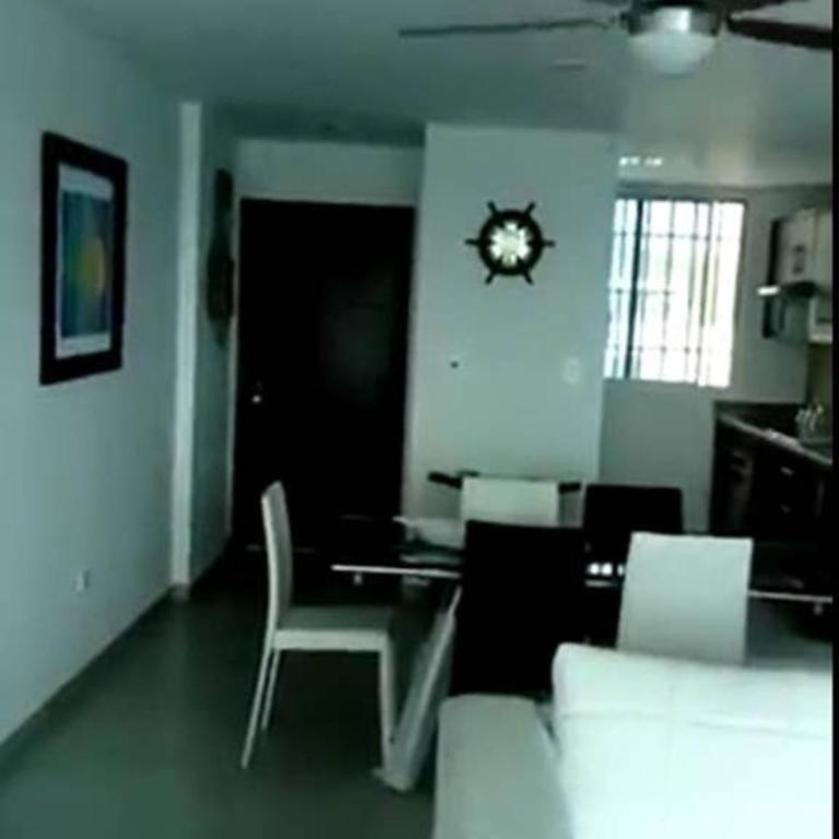 Dpto Moderno Frente al Mar. Edf: Deymar 7mo Piso - Apartamento de 2 dormitorios - 16