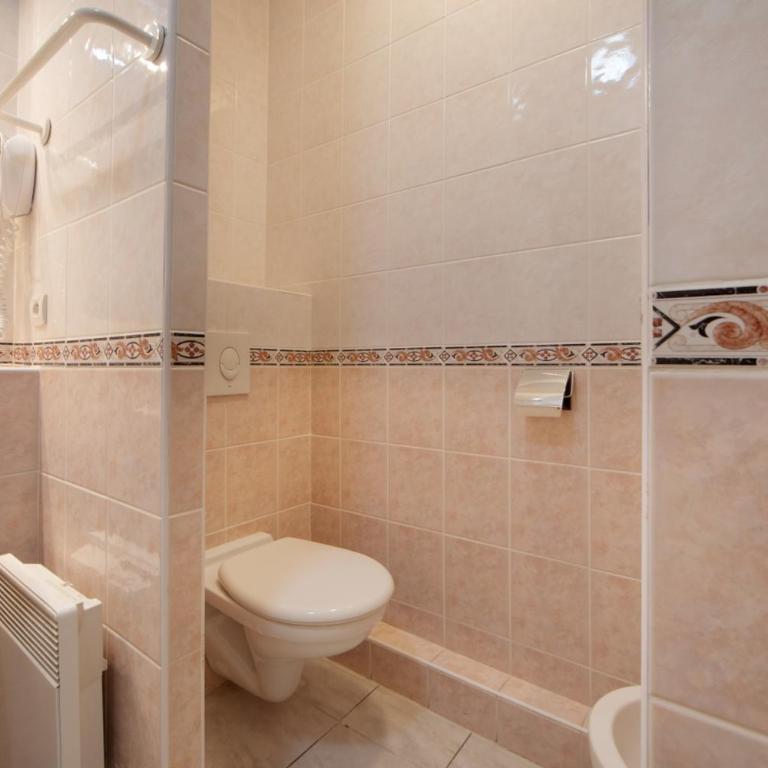 Monaco, sea view, bright studio - Studio - 25