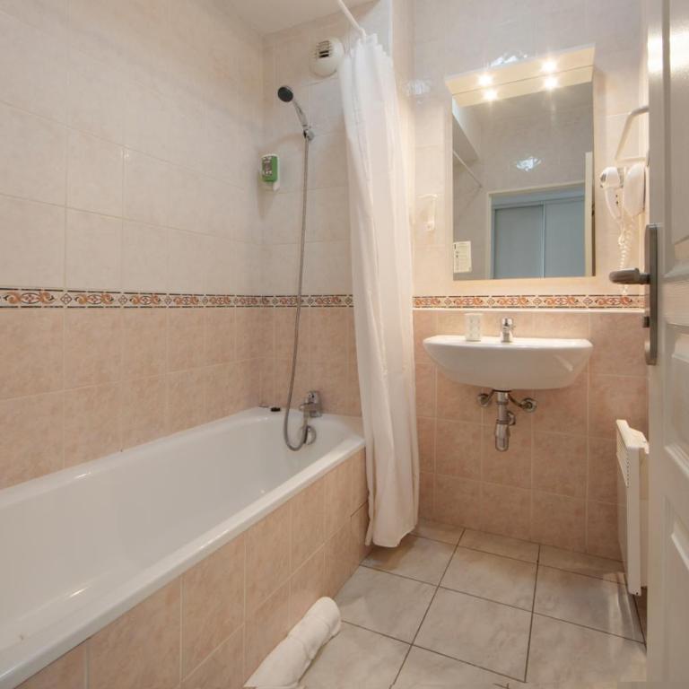 Monaco, sea view, bright studio - Studio - 24