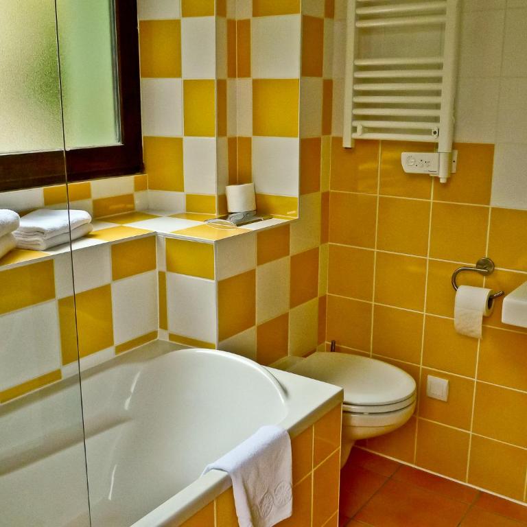 Hotel des Marquisats - Habitación Doble Clásica - Lado del lago - 4