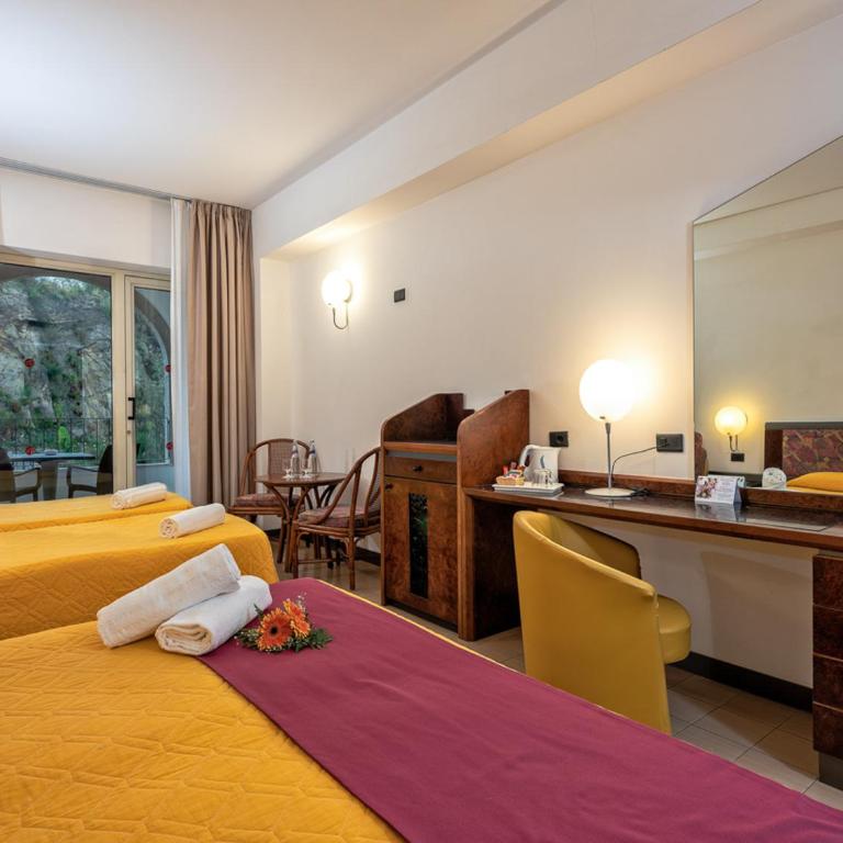 Hotel Olimpo le Terrazze - Camera Quadrupla Economy - 7