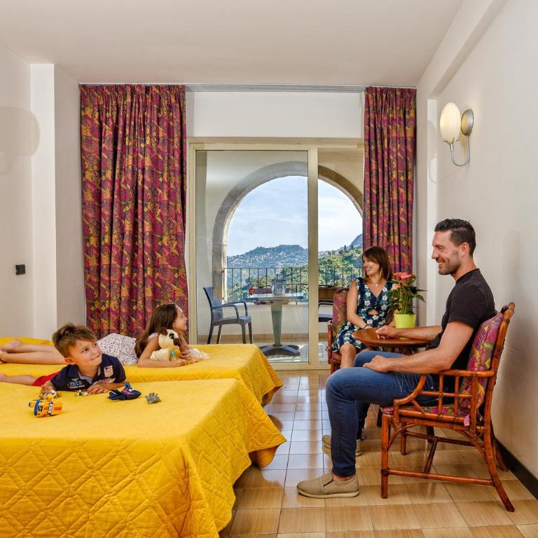 Hotel Olimpo le Terrazze - Camera Quadrupla Economy - 5