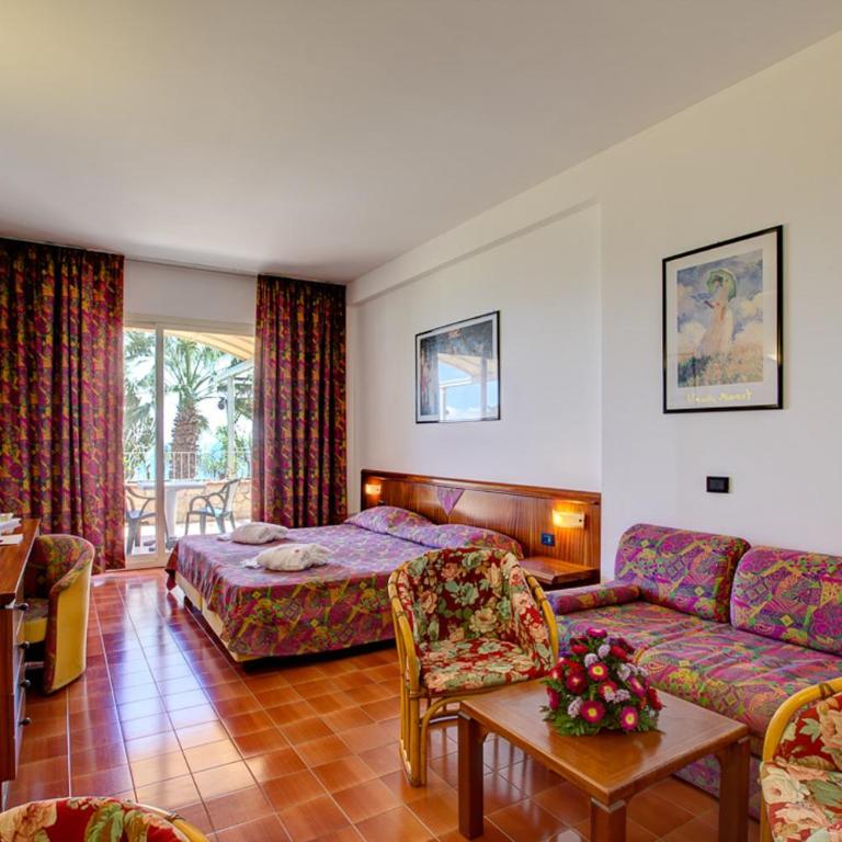 Hotel Olimpo le Terrazze - Camera Matrimoniale/Doppia con Letti Singoli con Terrazza e Vista Mare - 5