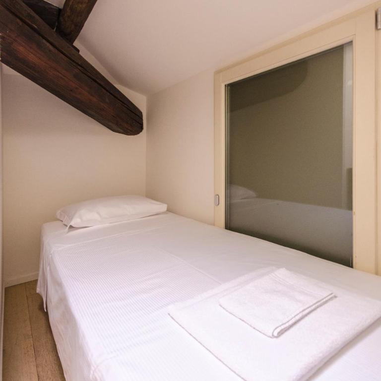 Appartamento del Nettuno - Two-Bedroom Apartment - 26