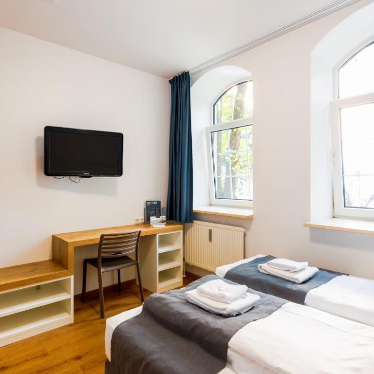 mk bed & breakfast münchen - Habitación con cama extragrande. - 3