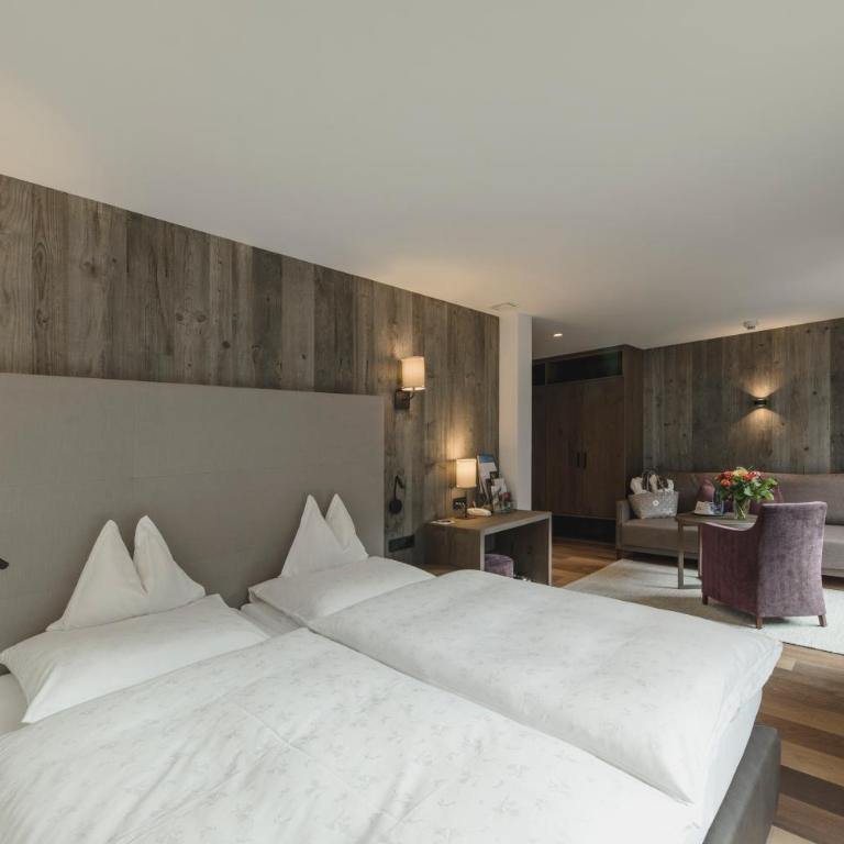 Hotel Schwarzer Adler - Sport & Spa - Design Doppelzimmer - 2