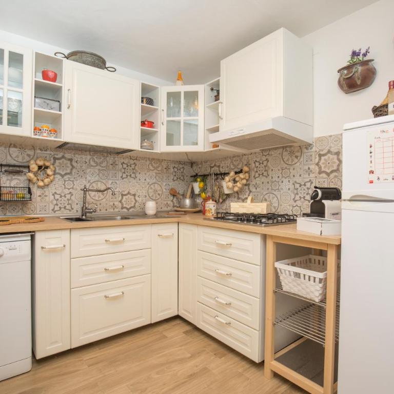 Fabiene Familyholidays Gelsonia - Appartamento con 2 Camere da Letto - 2