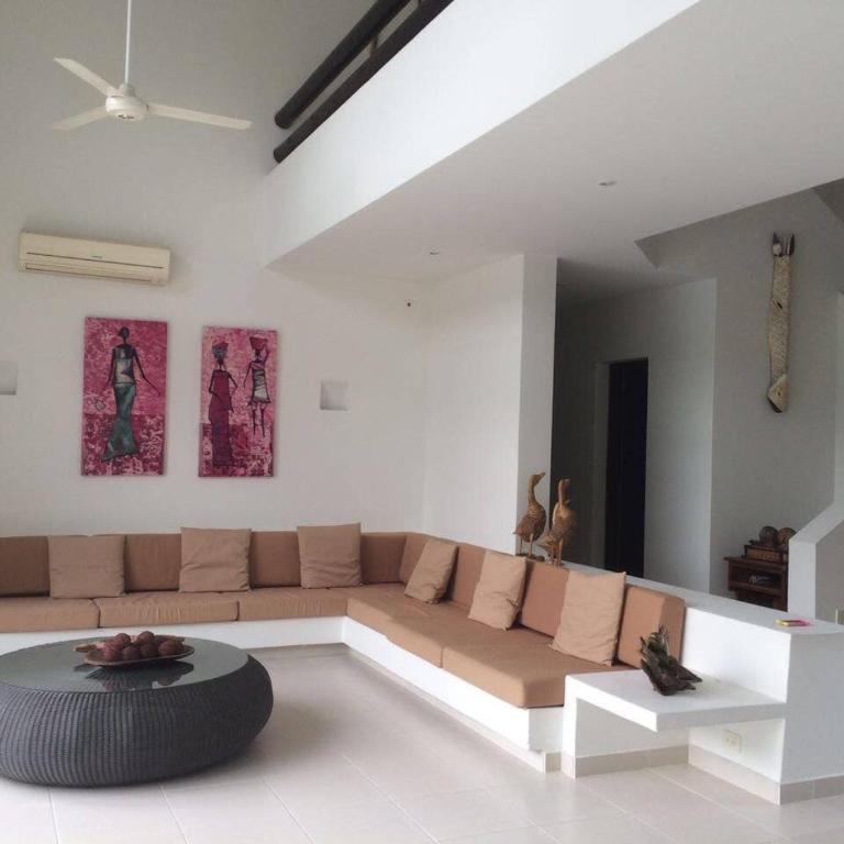 Casa HESTIA Condominio Campestre el Peñon Girardot - Casa de 5 dormitorios - 9