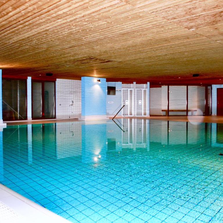 CENTRAL PENTHOUSE GREAT LAKE VIEW - Apartment mit 2 Schlafzimmern - 53