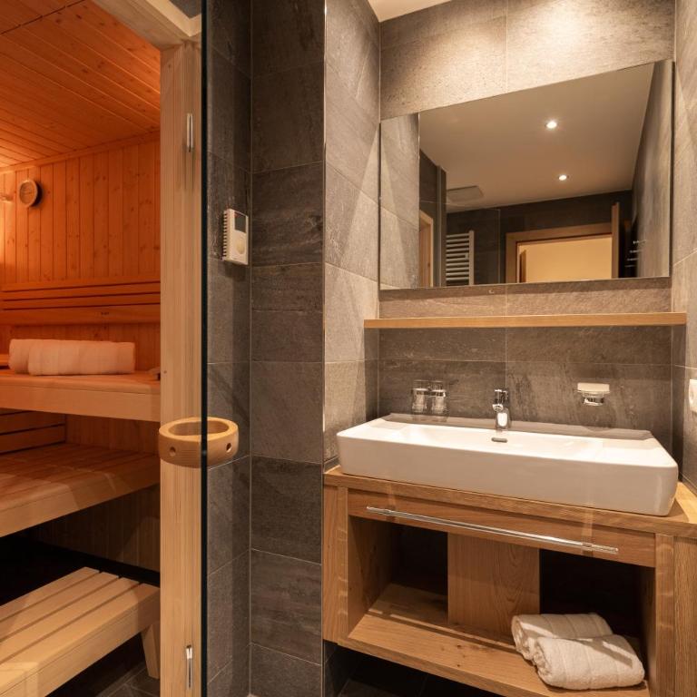 Alp Chalet in Kappl bei Ischgl - Apartment mit Sauna - 11