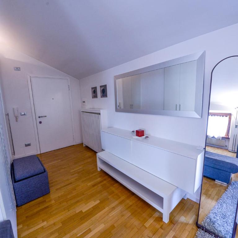 1Dest - King Of The Lake - Appartamento con 2 Camere da Letto - 4