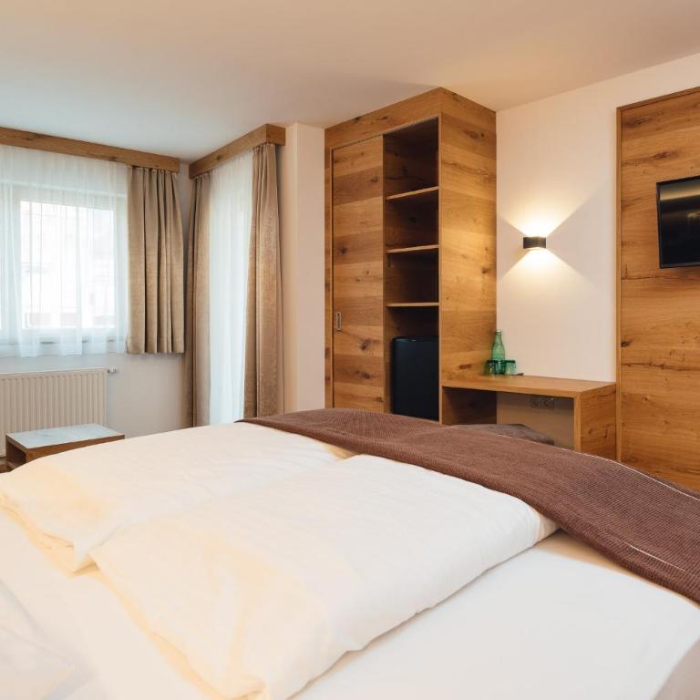 Hotel Post - Deluxe Zimmer - 5
