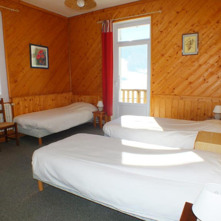 Hotel La Prairie - Chambre Triple avec Balcon - 1