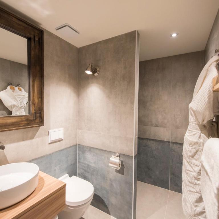 L'Anderenis Boutique Hôtel - Hébergement Bois Flotté - 4