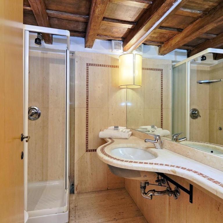 Campo Dei Fiori Home - Appartamento con 2 Camere da Letto - 17