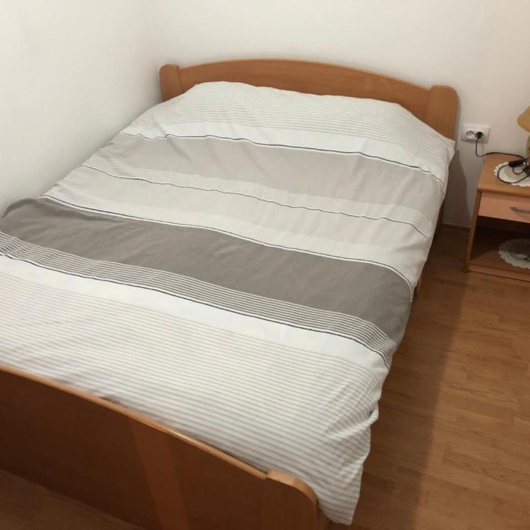 Apartmani LUX - Apartman sa 2 Spavaće Sobe i Terasom - 36