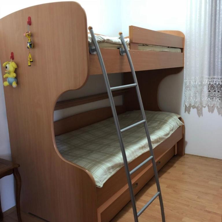Apartmani LUX - Apartman sa 2 Spavaće Sobe i Terasom - 38