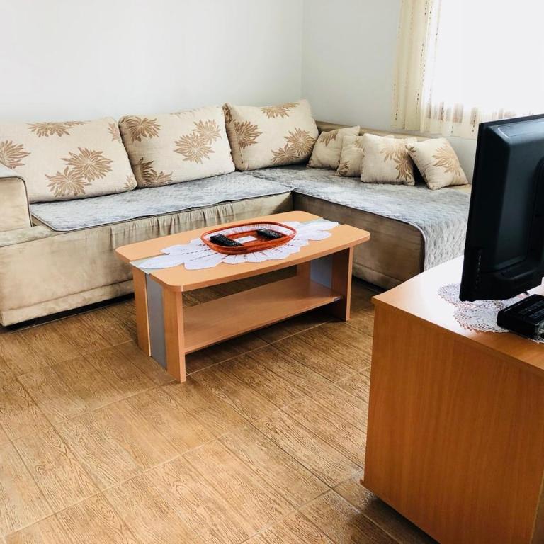 Apartmani LUX - Apartman sa 2 Spavaće Sobe i Terasom - 30