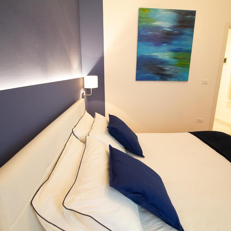 Maison Amelie - Standard Double Room - 3