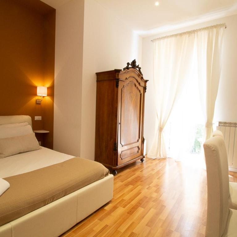 Maison Amelie - Double Room with Balcony - 2