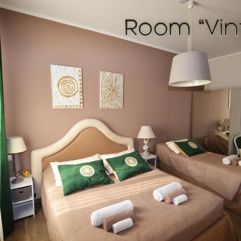 Room & Breakfast Nettuno 29 - Camera Tripla con Bagno Privato - 1