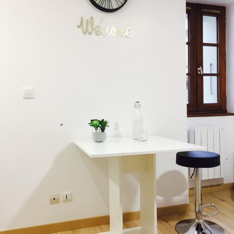The Bancycar - Studio-Apartment - 1