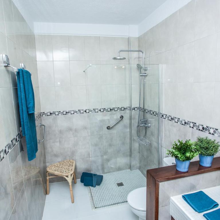 Spectacular Renovated Apartment, 5 min to Camison Beach, with AirCon - Apartamento de 1 dormitorio - 34