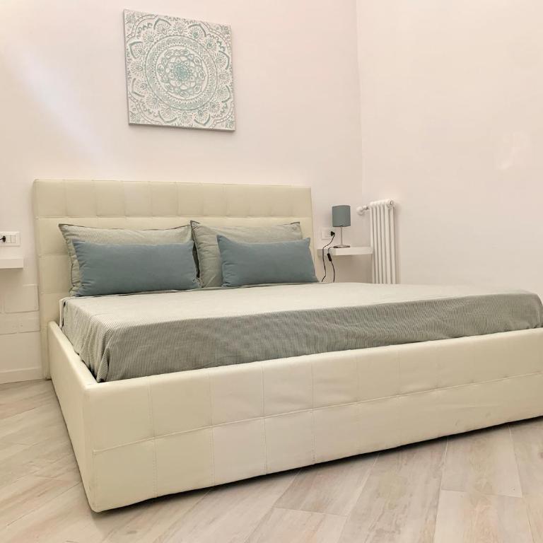 Indipendenza Luxury Apartments - Apartment with Balcony - 9