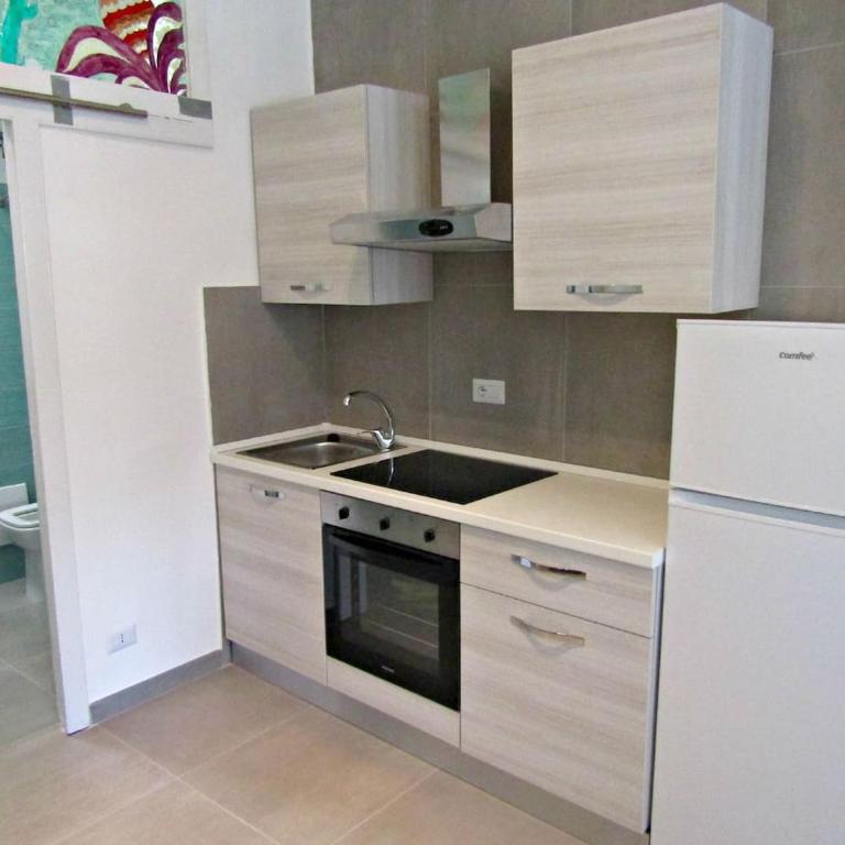 Maison Ninì - Vicino Metro e Lungomare - Relax a Napoli - Casa Vacanze - 2