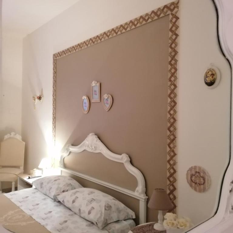 B&B Le Rose - Camera Matrimoniale con Bagno Privato - 1