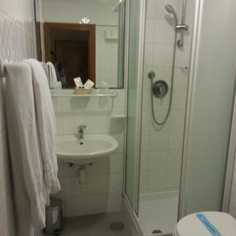 Hotel Teti - Chambre Simple - 12