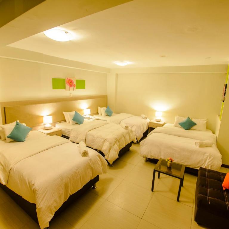 Wayta Inn - Deluxe Quadruple Room - 1